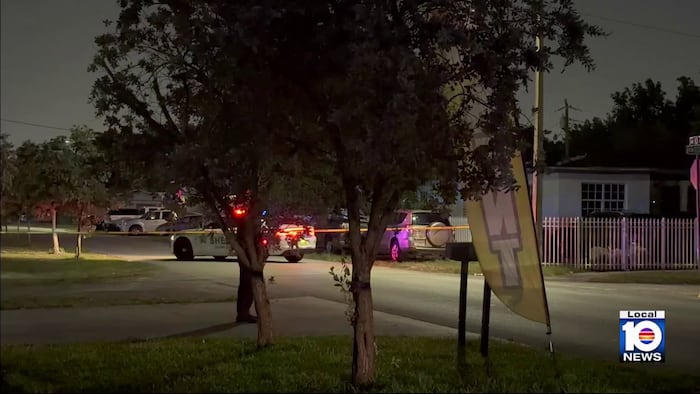 1 detained after woman shot in northwest Miami-Dade, deputies say