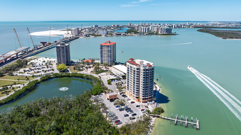 An overview of Lover's Key in Lee County