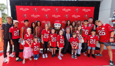 Photos: Buccaneers 12th Annual Cut and Color Funds the Cure