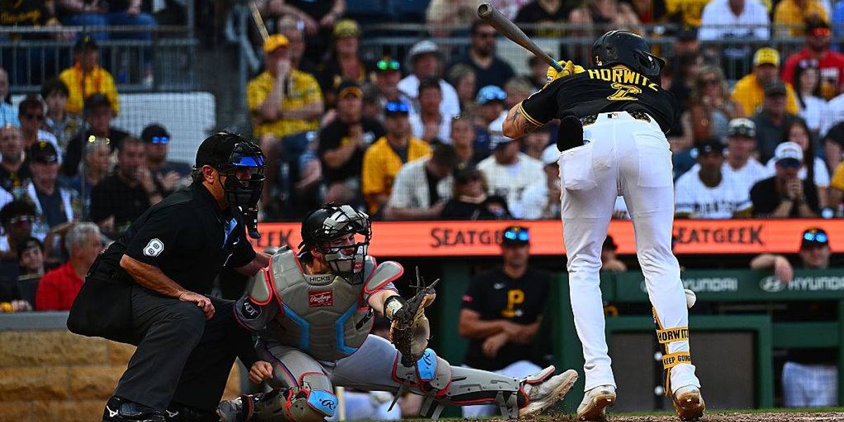 Horwitz's RBI hit by pitch lifts the Pirates past Miami 3-2