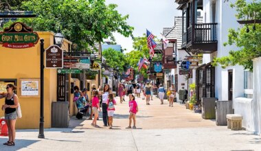 10 Most Hospitable Towns In Florida
