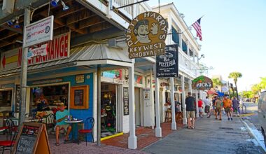 10 Prettiest Downtown Strips In Florida
