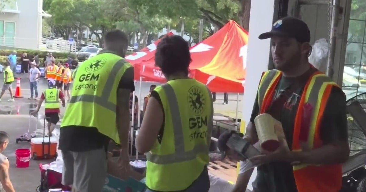 South Florida volunteers rush aid to Venezuela after devastating earthquakes: "Everybody is turning out in huge support."