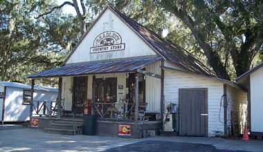 9 Old-Timey General Stores In Florida