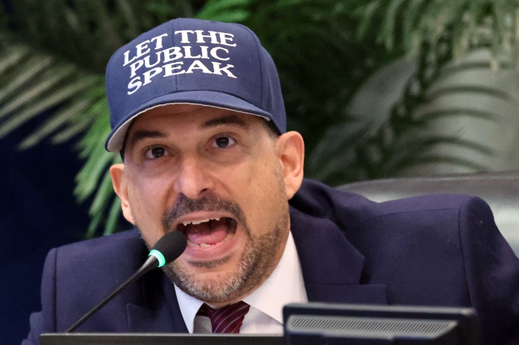 Broward schools won't halt AI program, but they'll review it