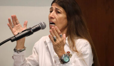 Broward teachers receive no raises and pay for insurance