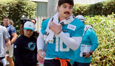 Dolphins sign 10 draft picks, including LB Jacob Rodriguez
