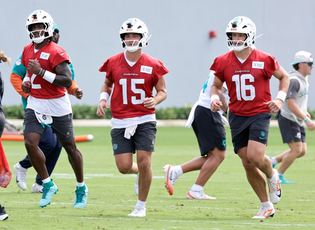 Gallery: Miami Dolphins open mandatory minicamp practice