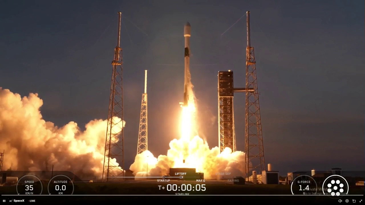 SpaceX launches another batch of Starlink satellites from Florida