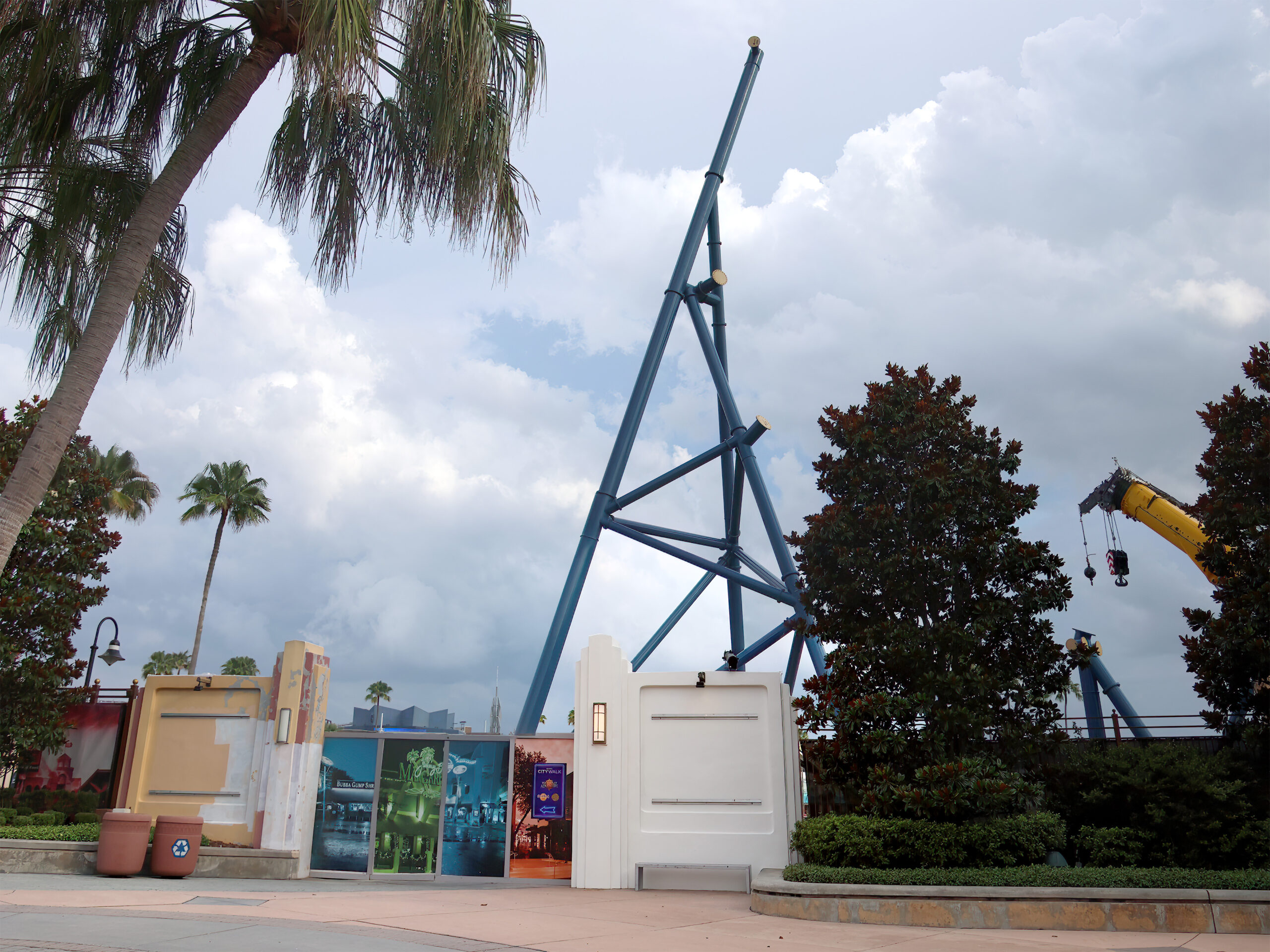 Fast & Furious: Hollywood Drift Tower Grows at Universal Studios Florida