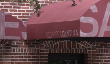 Couples receive refunds for wedding deposits after venue suddenly closes