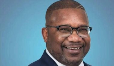 DeSantis wants teachers' unions gone. United Teachers of Dade says it is here to stay