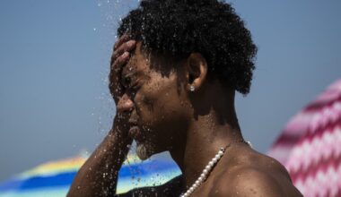Cooling stations open again in Tampa to help with extreme heat