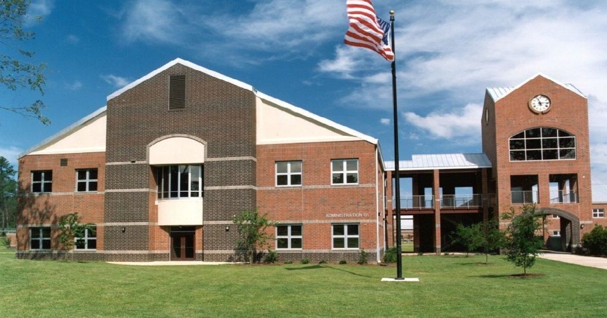 LCS closing public access to high school tracks and fields indefinitely