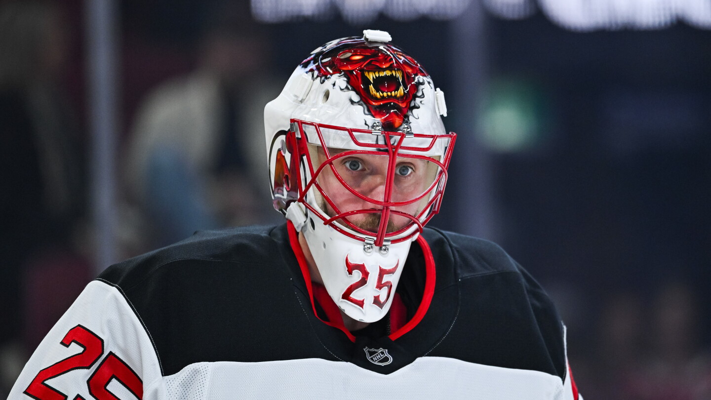 NHL: New Jersey Devils at Montreal Canadiens