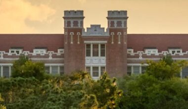 Florida begins push to ban undocumented students from competitive public universities