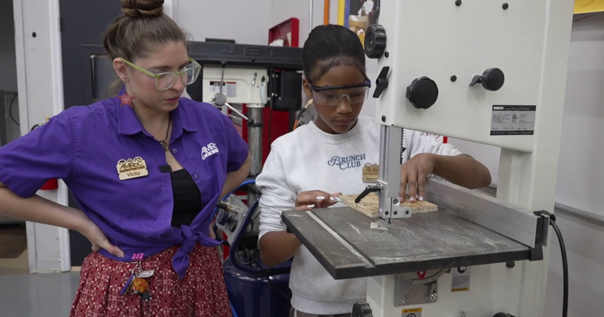 Tampa STEAM summer camp helps kids blend engineering and art skills at University Mall