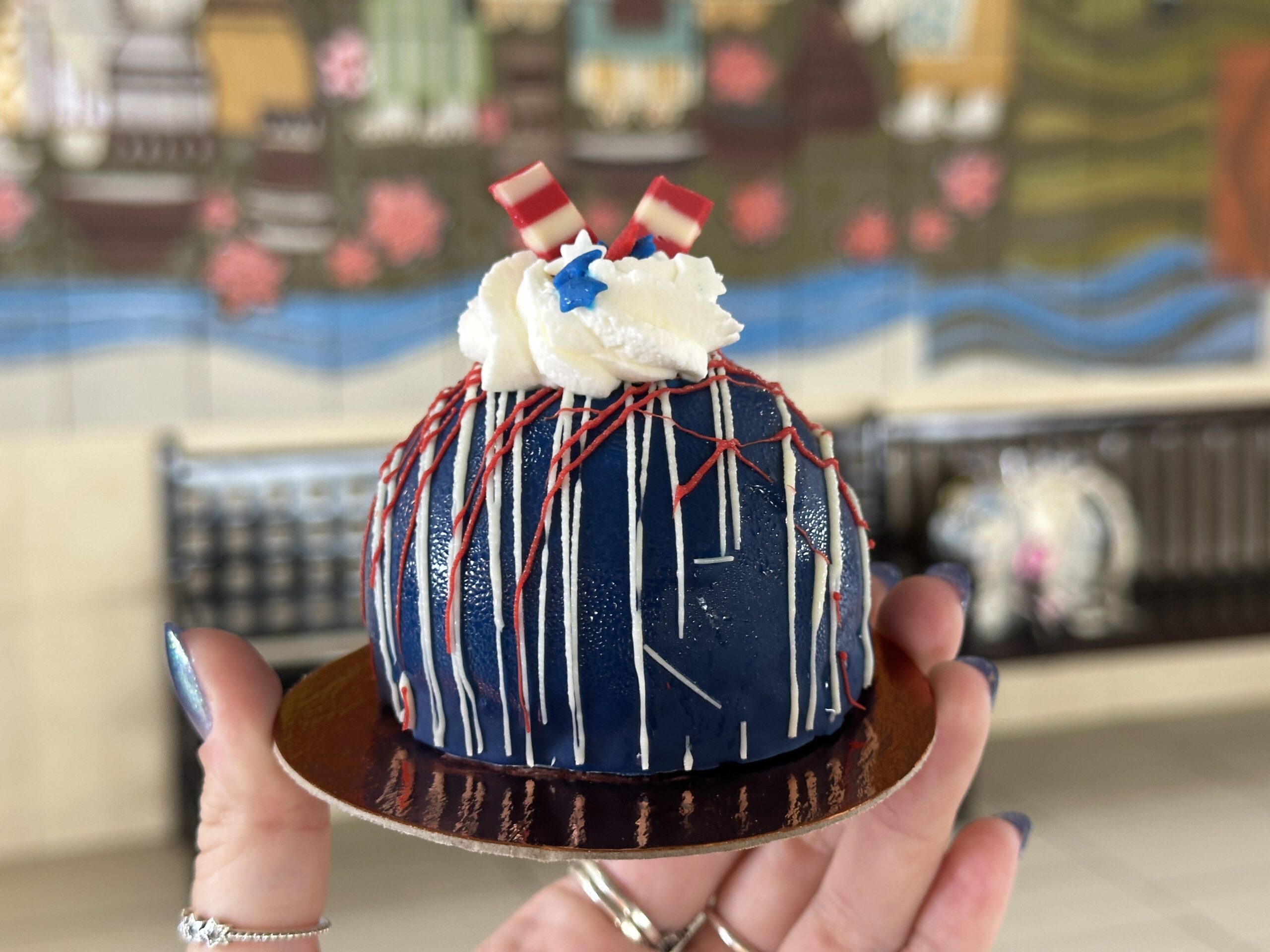 REVIEW: Fourth of July Cake at Disney's Contemporary Resort