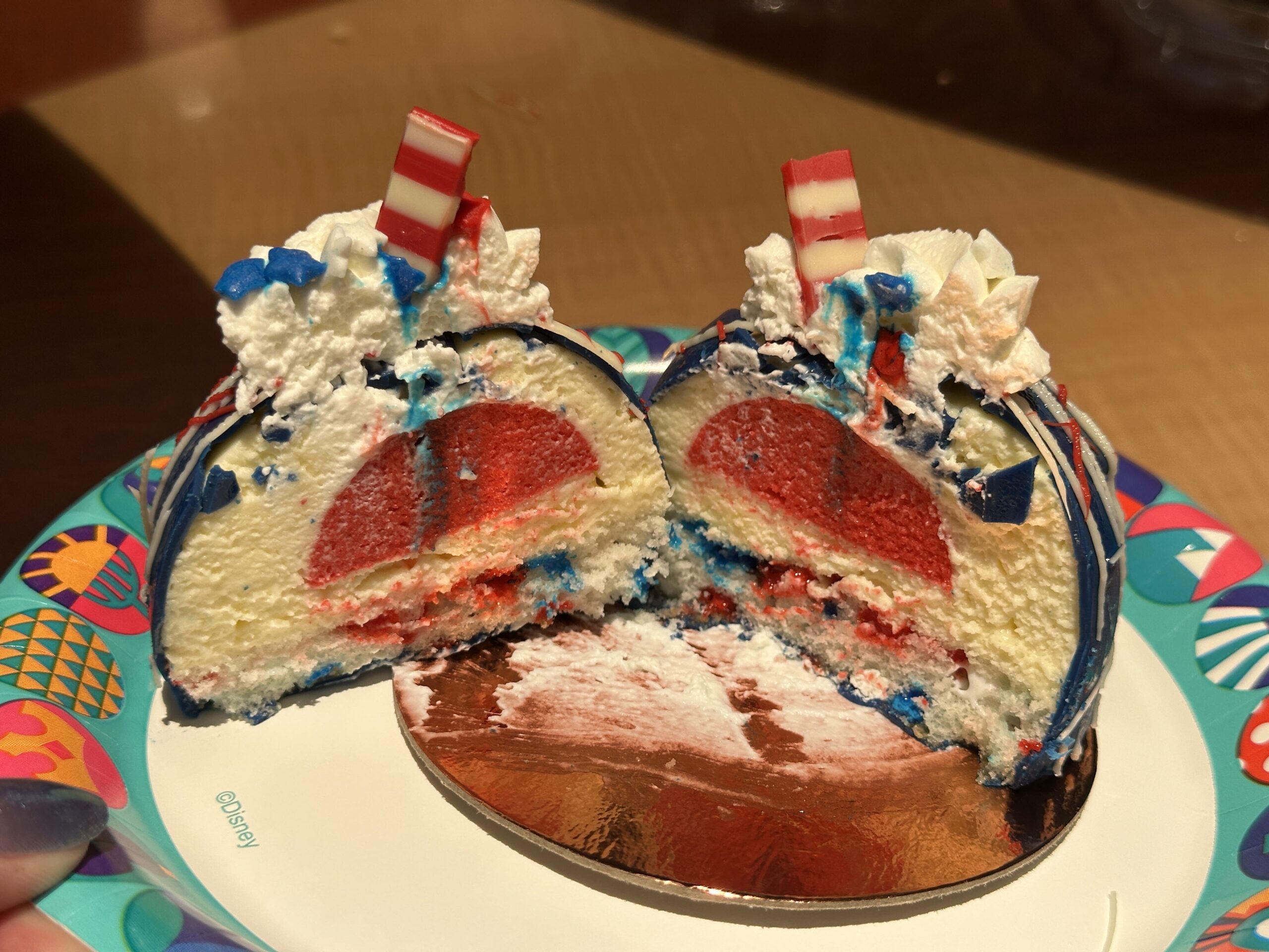 REVIEW: Fourth of July Cake at Disney's Contemporary Resort