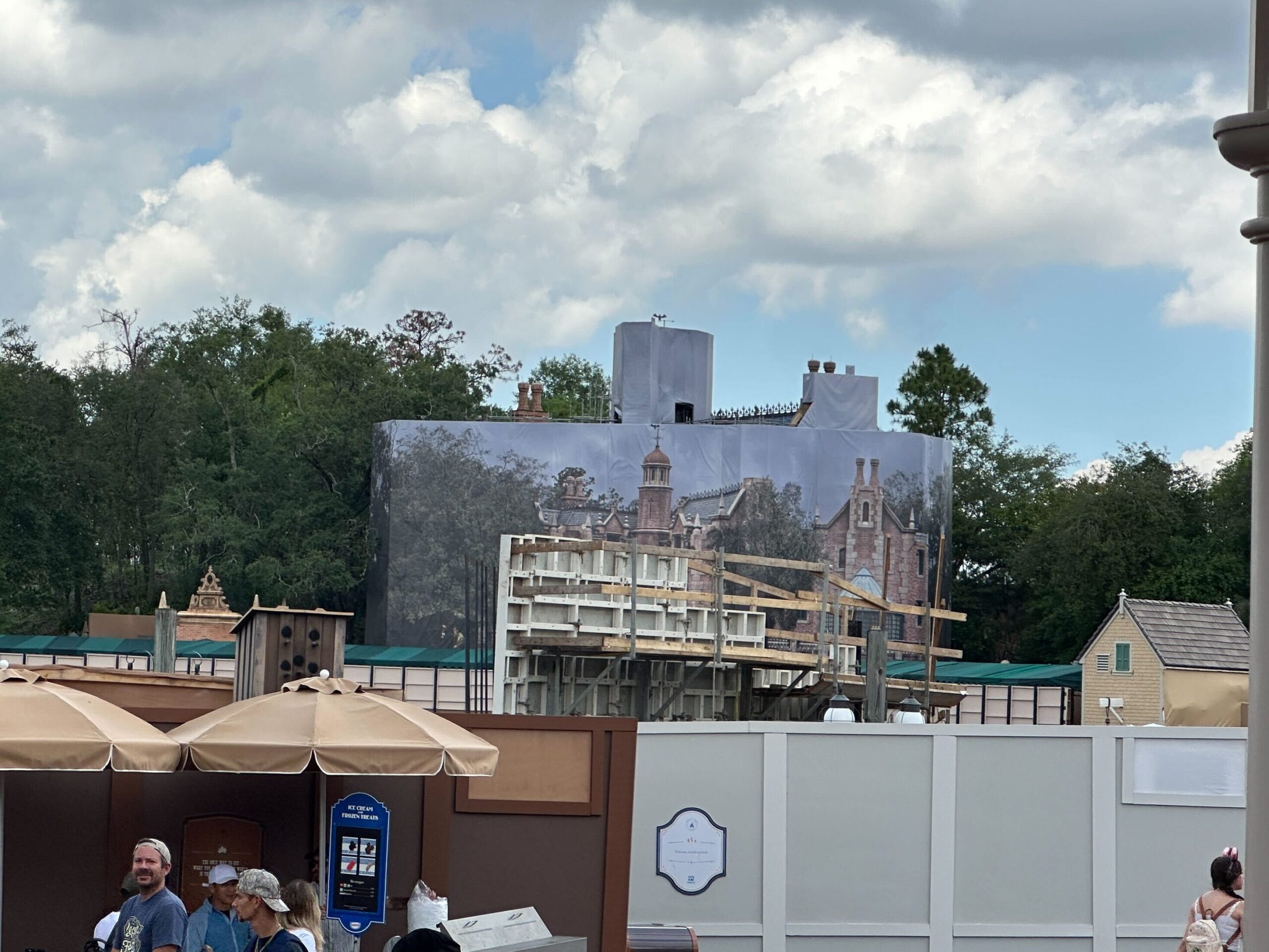 Piston Peak Retaining Wall Construction Continues at Magic Kingdom