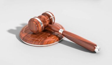 Florida men who allegedly bribed Hawaii Army official plead not guilty