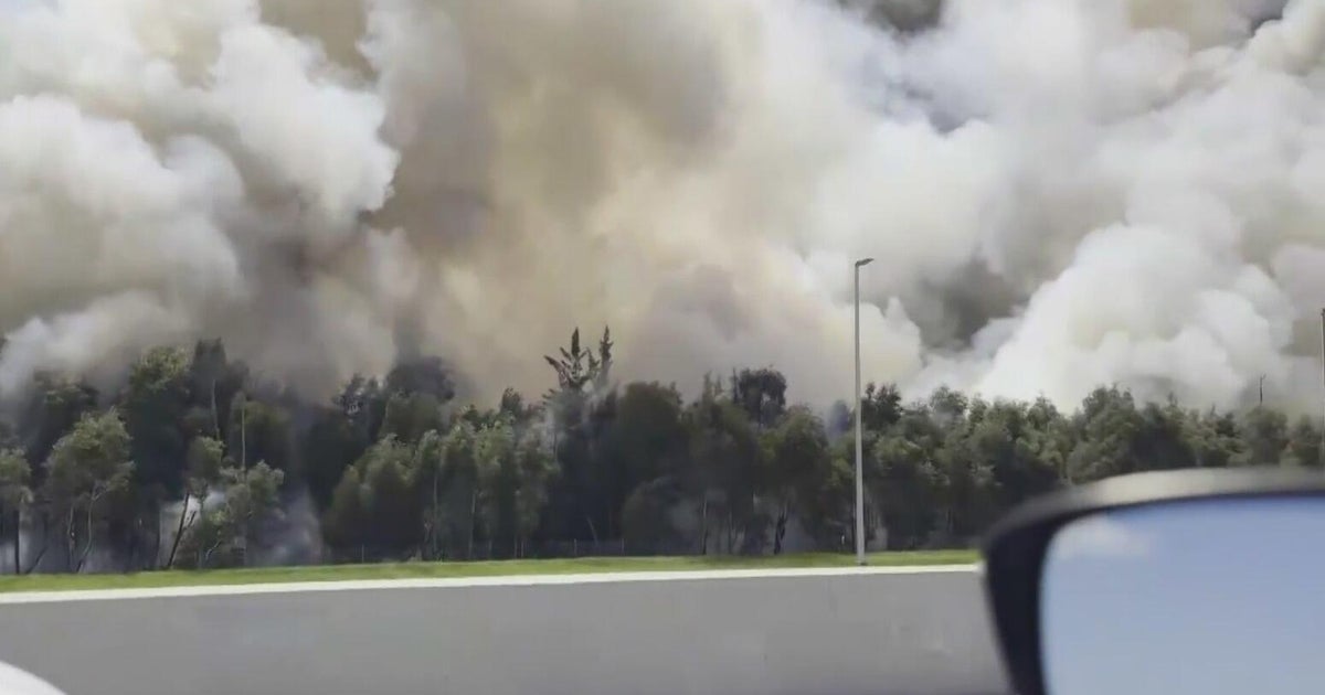 South Florida wildfire smoke eases, but crews continue battling blazes that have burned more than 20,000 acres