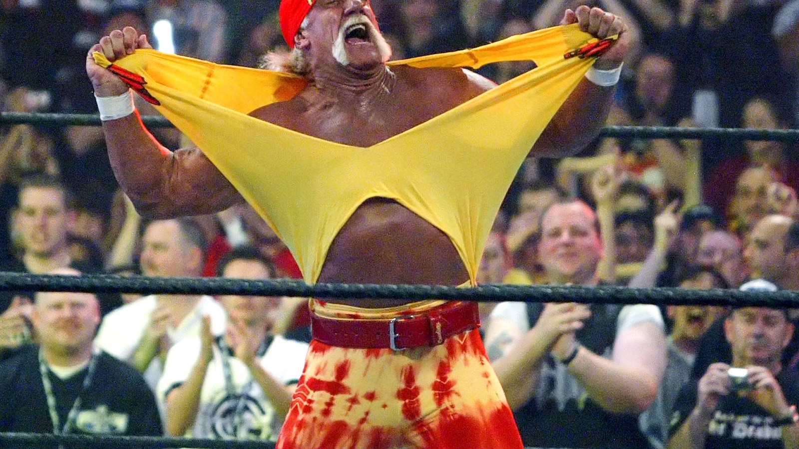 Hulk Hogan died of natural causes, Florida police report says