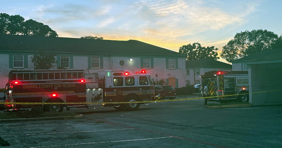 Father, 2 young children found dead in Orlando-area apartment shooting: Deputies