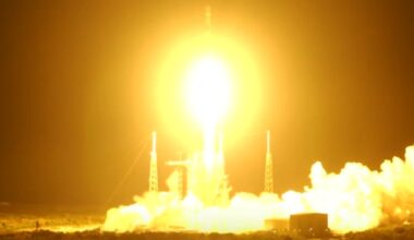 SpaceX launches BlueBird satellites from Florida