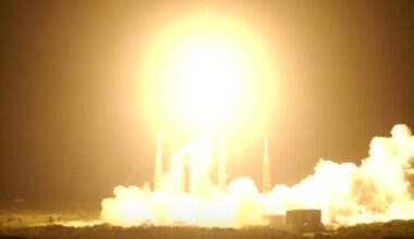 SpaceX launches SiriusXM radio satellite from Florida