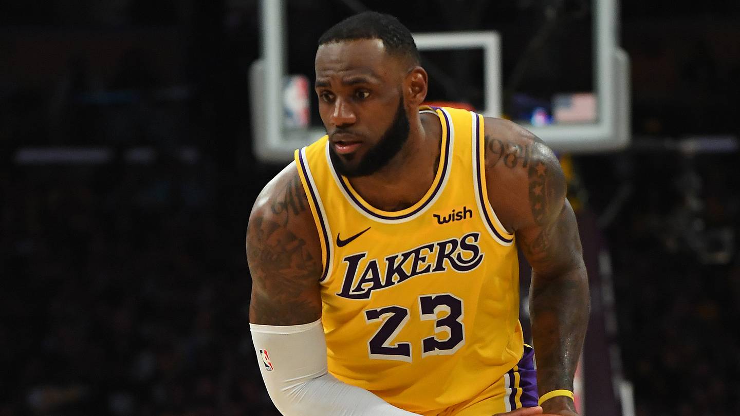 Should the Miami Heat wait for LeBron?