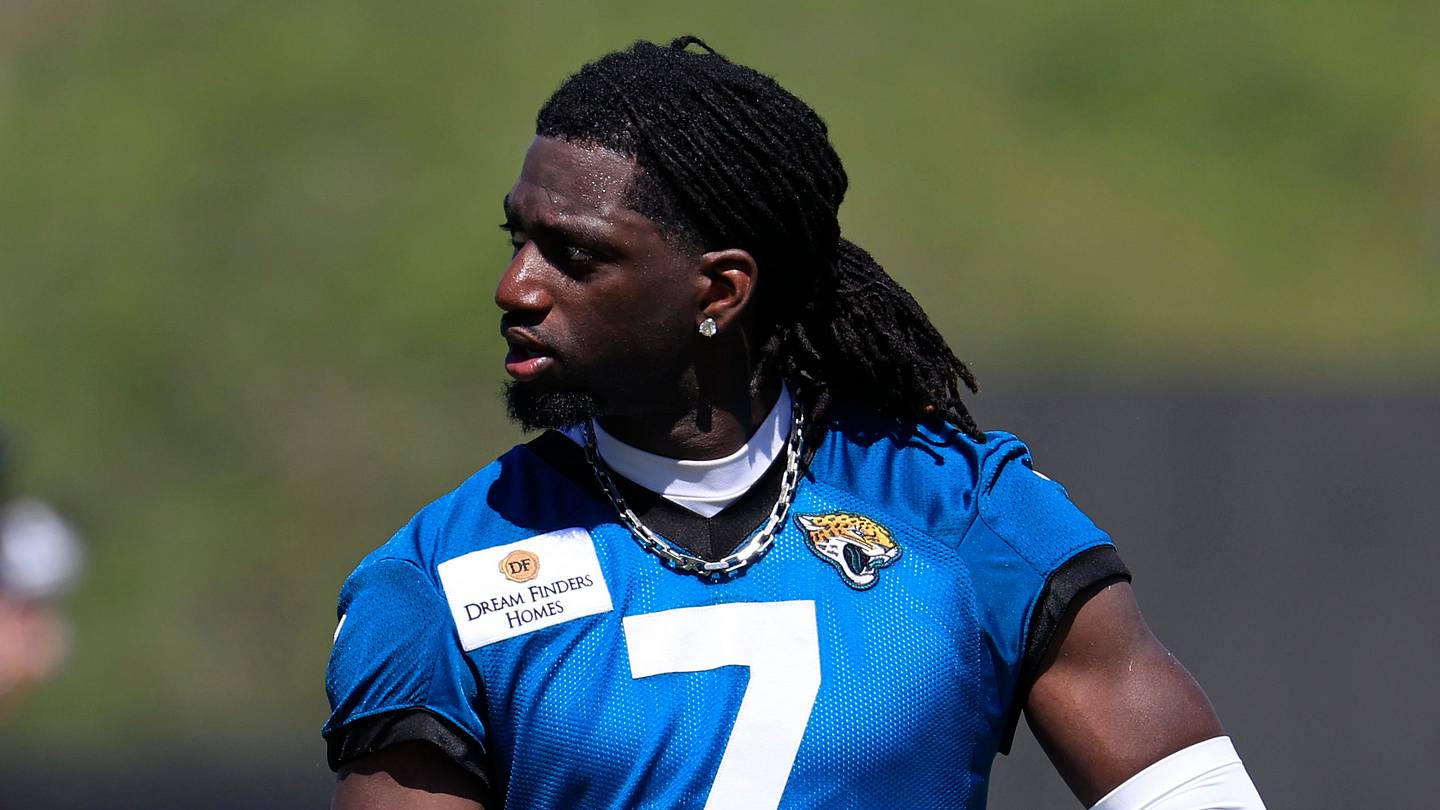 Jacksonville Jaguars wide receiver Brian Thomas Jr. (7) walks off the field during the third day of minicamp at the Miller Electric Center, Thursday, June 11, 2026, in Jacksonville, Fla.