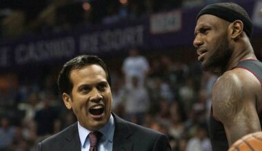 LeBron-Miami Heat Reunion Watch: James won't take talents to South Beach today