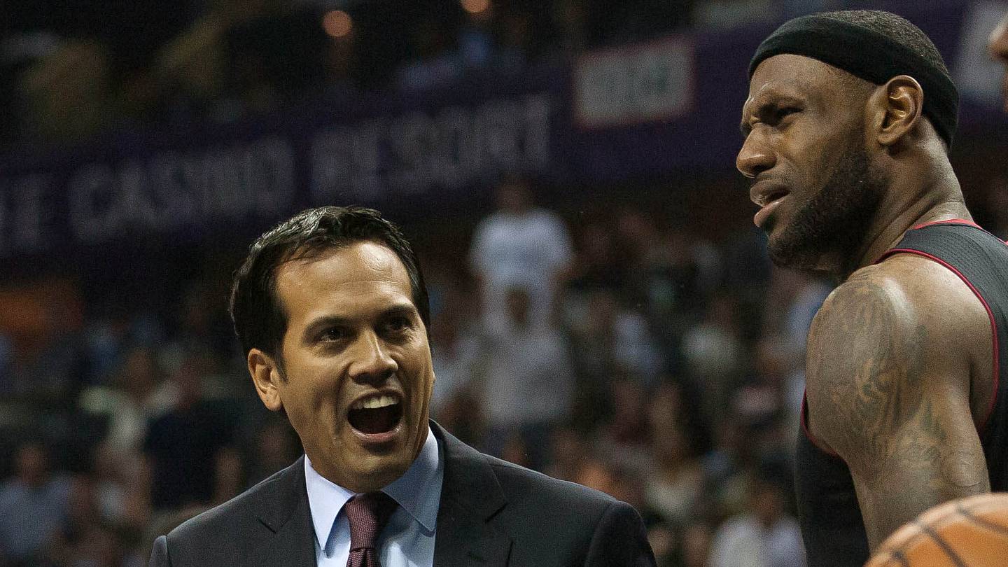 LeBron-Miami Heat Reunion Watch: James won't take talents to South Beach today