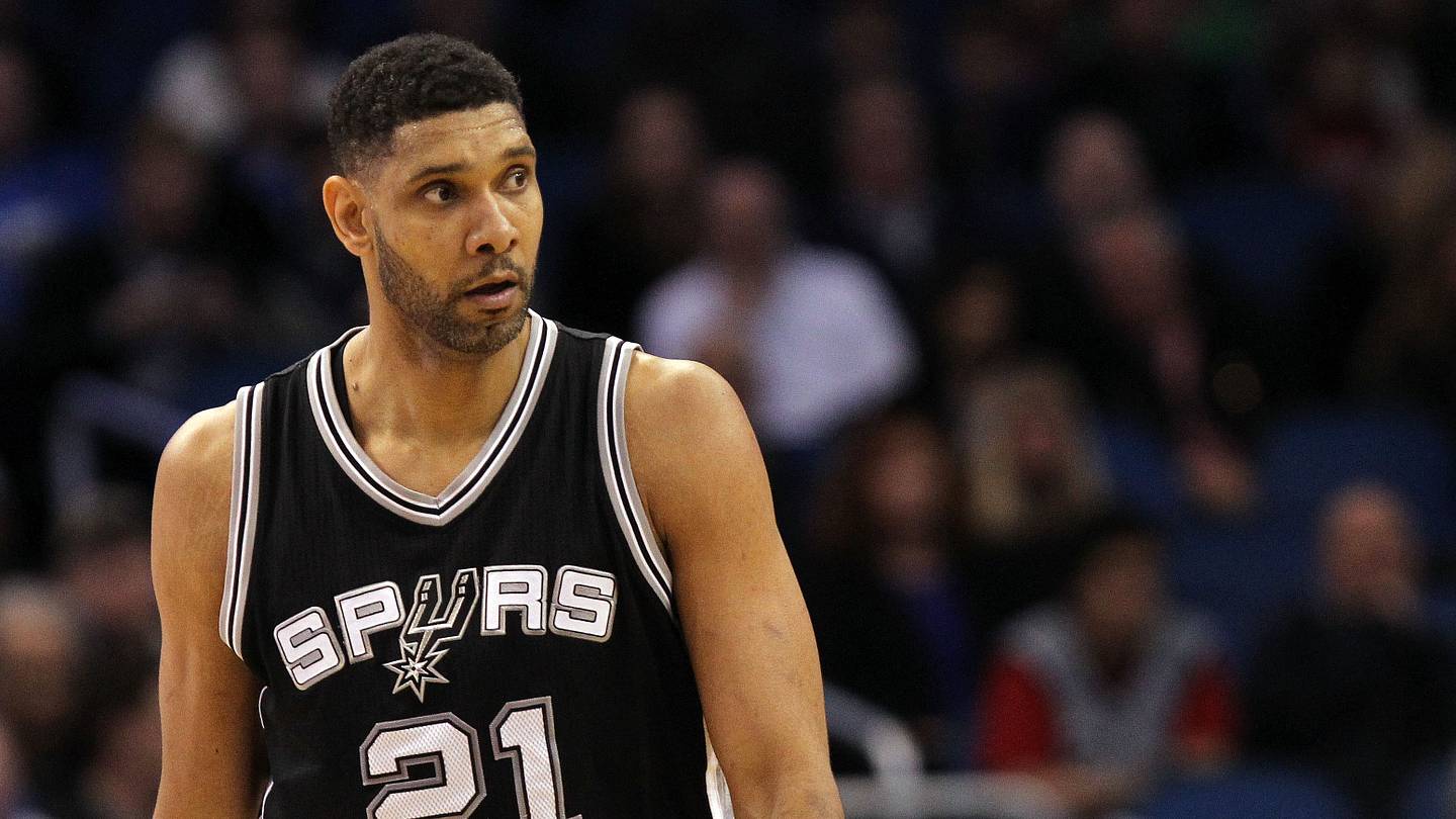 Tim Duncan nearly joined the Orlando Magic in the summer of 2000. Why he ultimately decided to stay with the San Antonio Spurs remains a bit of a mystery. And more stories of the Magic's missteps keep emerging.