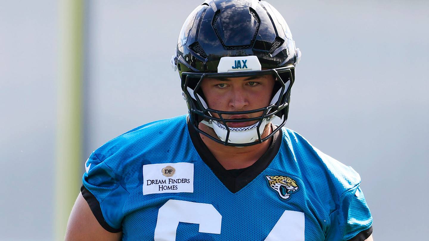 Jaguars Training Camp Battles: RG Showdown Between Wyatt Milum, Patrick Mekari