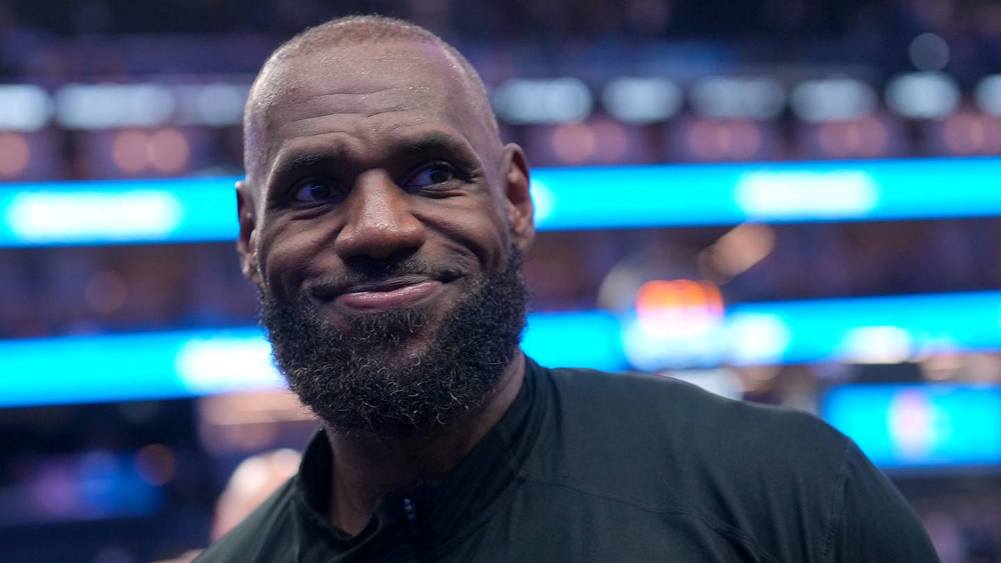 LeBron-Miami Heat Reunion Watch: Stage is set for decision