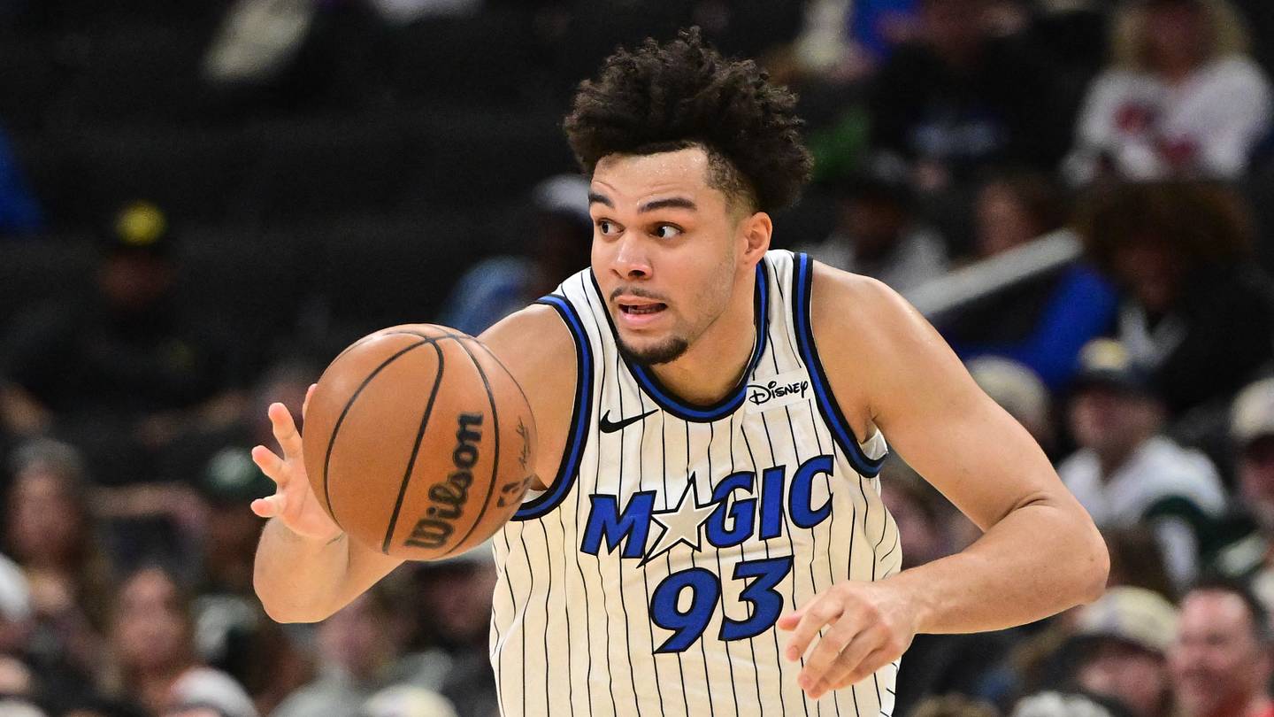 Noah Penda had one of the big breakout Summer Leagues. Adding some improved offense to his strong defensive versatility.