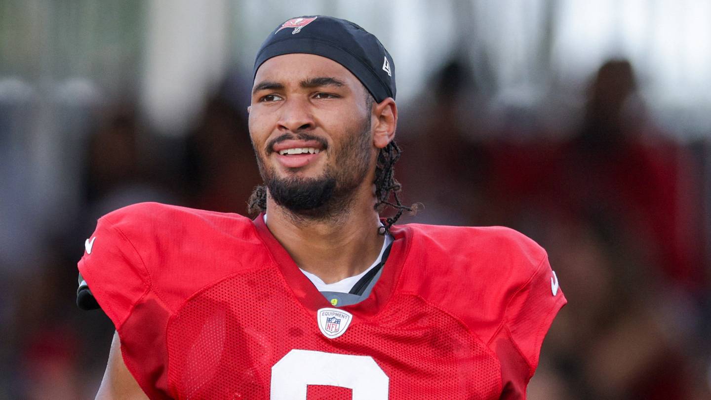 How to Attend Buccaneers Training Camp: Tickets, Parking and Fan Guide