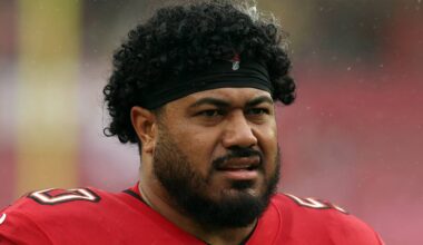 Tampa Bay Buccaneers defensive lineman Vita Vea (Nathan Ray Seebeck-Imagn Images)