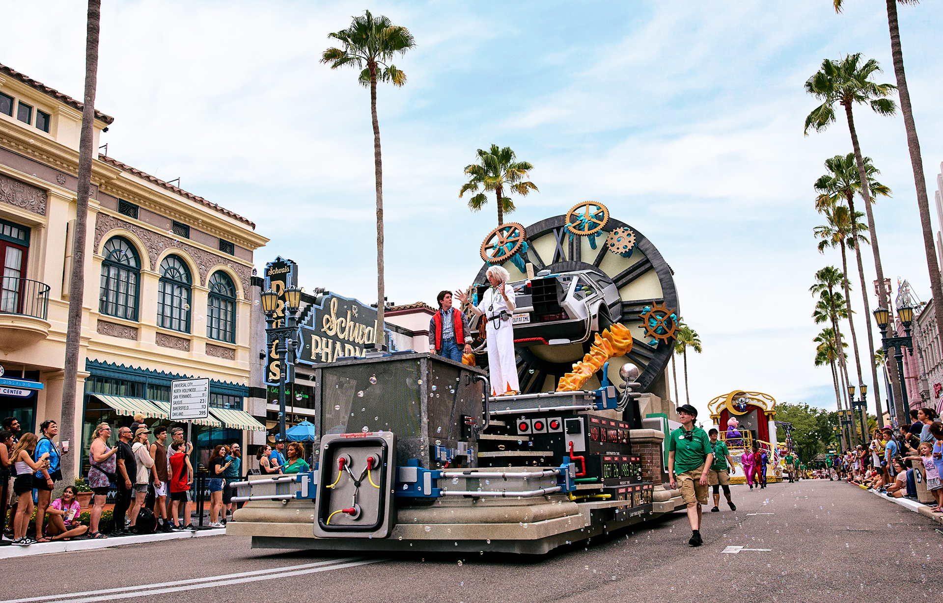 02Universal Mega Movie Parade Back to the Future | The Main Street Mouse 02 universal Mega Movie Parade Back to the Future