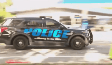 A Florida police chief has resigned after he was accused of having sex with the wife of a man he was investigating, according to reporting by WESH. According to a report obtained by WESH, former Howey-in-the-Hills Police Chief Michael Giddens violated sections of town and police policy related to moral character and sex while on duty. The report says the investigation began with a phone call to a Florida Department of Law Enforcement agent last November, during which the caller described a text message thread between his girlfriend and Giddens. (CNN NEWSOURCE)