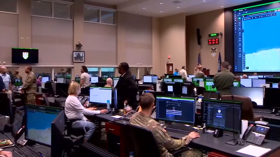 US military provides inside look at Doral operations center helping earthquake victims in Venezuela - WSVN 7News | Miami News, Weather, Sports