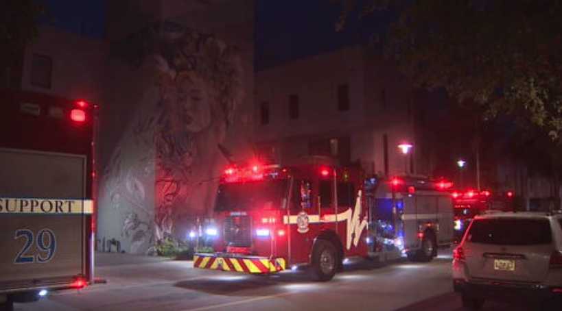 Fire crews respond to a building fire in Fort Lauderdale; no injuries reported - WSVN 7News | Miami News, Weather, Sports