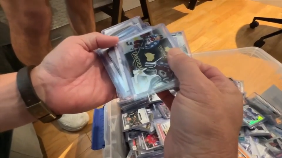 Rare hockey cards ordered but never showed - WSVN 7News | Miami News, Weather, Sports