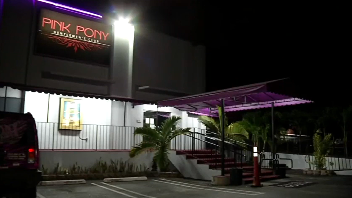 Trio beat man, tried to steal his $240K chain at Doral strip club, cops say – NBC 6 South Florida