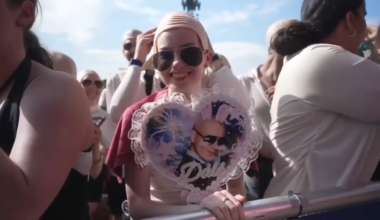 Thousands of fans help Pitbull set record for largest gathering of people wearing bald caps at London concert - WSVN 7News | Miami News, Weather, Sports