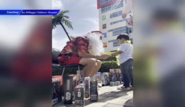 Hollywood first responders bring early Christmas cheer to patients at Joe DiMaggio Children’s Hospital - WSVN 7News | Miami News, Weather, Sports