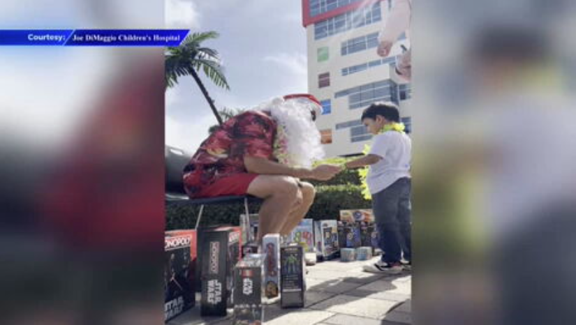 Hollywood first responders bring early Christmas cheer to patients at Joe DiMaggio Children’s Hospital - WSVN 7News | Miami News, Weather, Sports