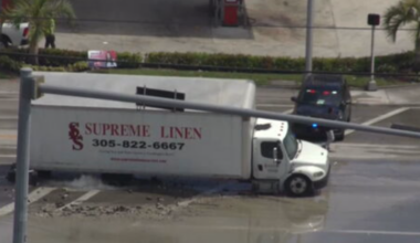 Crews continue making repairs to water main rupture in Opa-locka which triggered sinkhole - WSVN 7News | Miami News, Weather, Sports